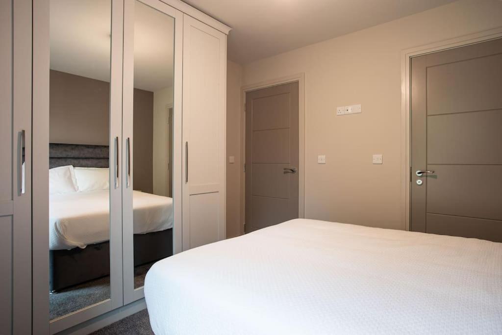 Stunning 2Br Next To The City Airport Bhd - Free Parking Belfast Luaran gambar