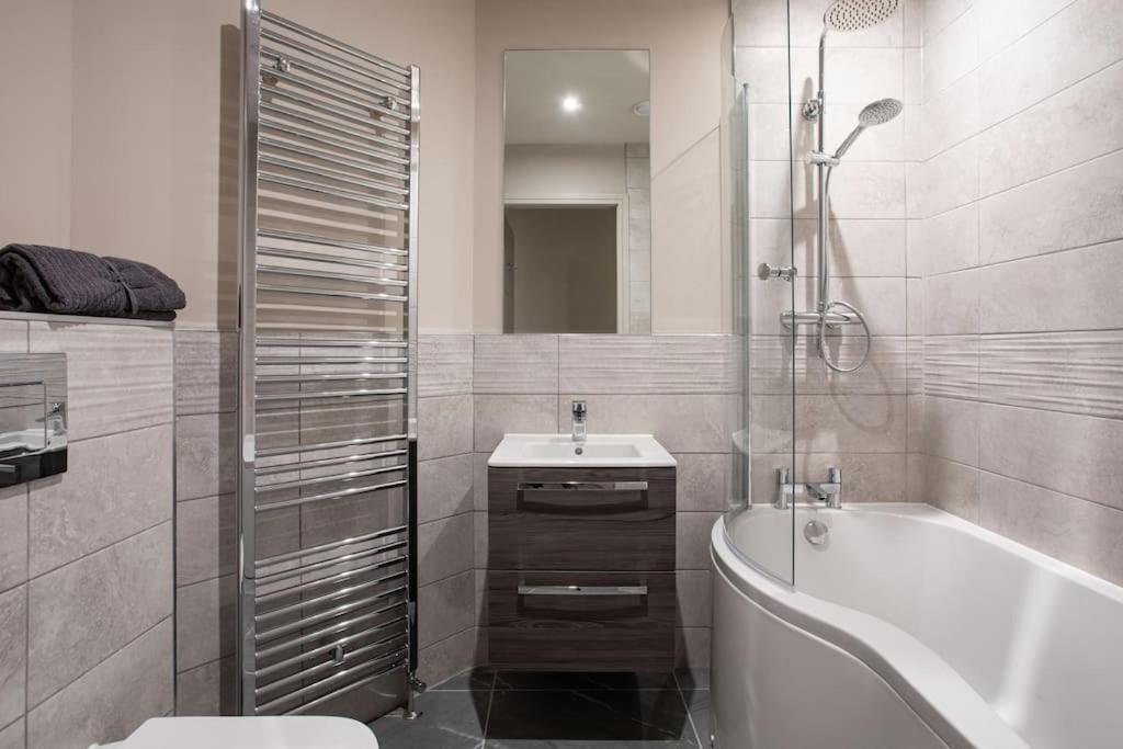 Stunning 2Br Next To The City Airport Bhd - Free Parking Belfast Luaran gambar